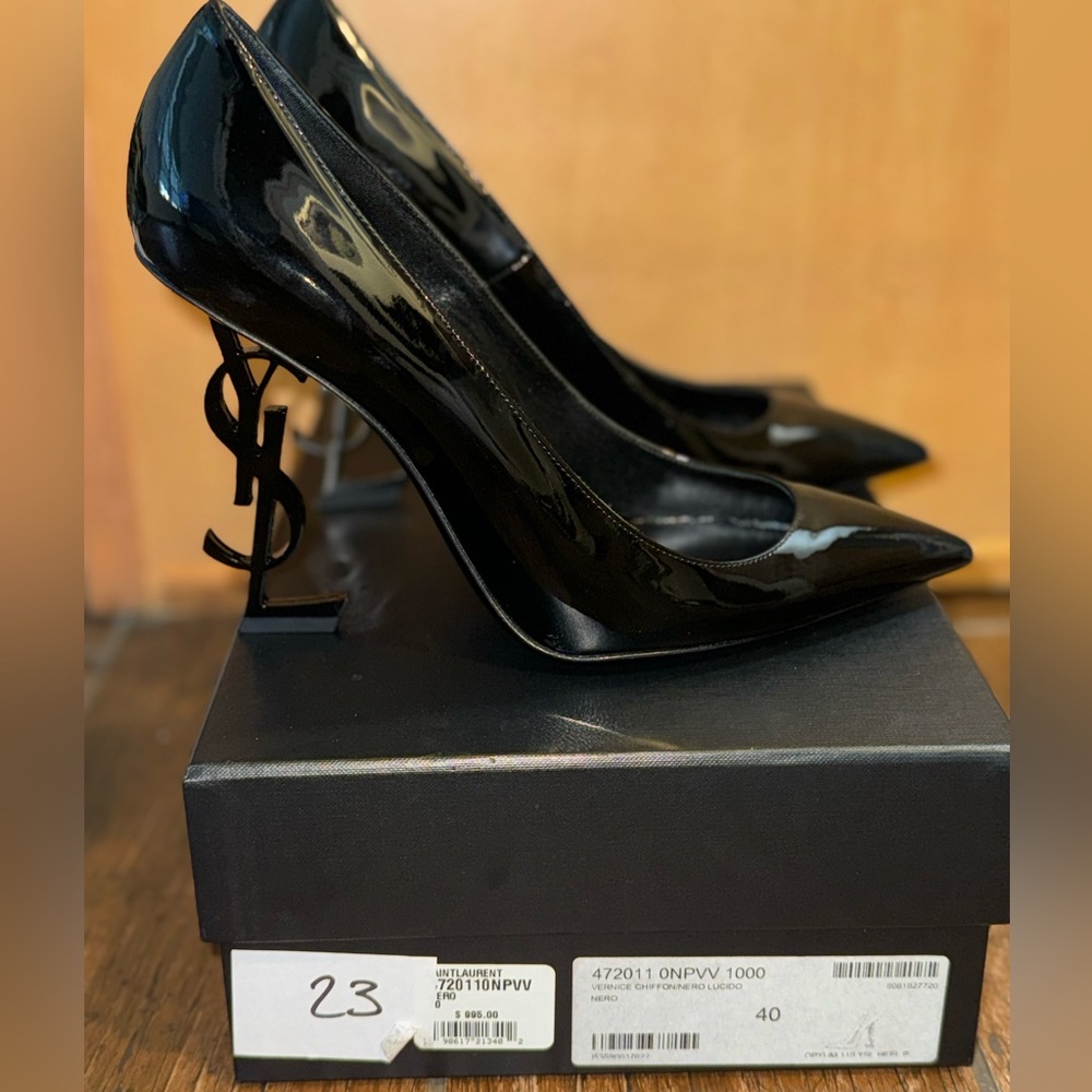 Saint Laurent
Opyum Point-Toe Patent Leather Pumps